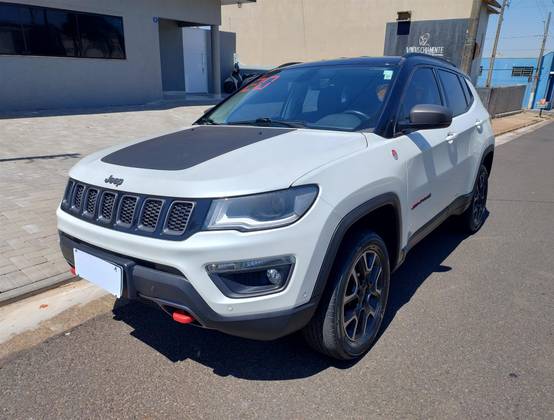 JEEP COMPASS 2.0 16V DIESEL TRAILHAWK 4X4 AUTOMÁTICO JEEP COMPASS 2.0 16V DIESEL TRAILHAWK 4X4 AUTOMÁTICO
